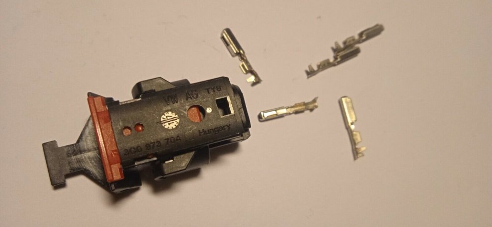 connector stock 1.jpg
