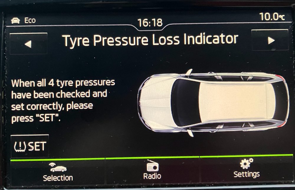 Is this Tyre pressure loss screen normal? - Skoda Superb Mk III (2015 ...