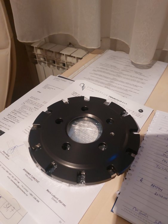 IMG-cad81a175e1bdcec7e392acf0e57d440-V.jpg