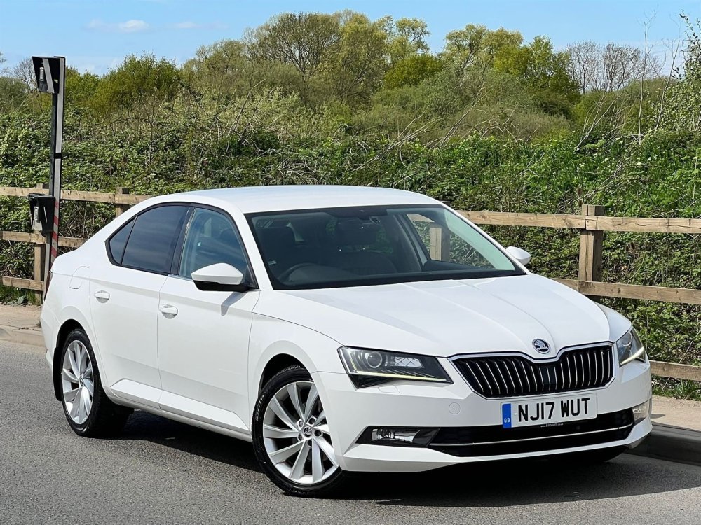 skoda-superb-hatchback-diesel-116a5f427ef1.thumb.jpg.9cd1e61ee676db29eef6ef5e7fd235c5.jpg