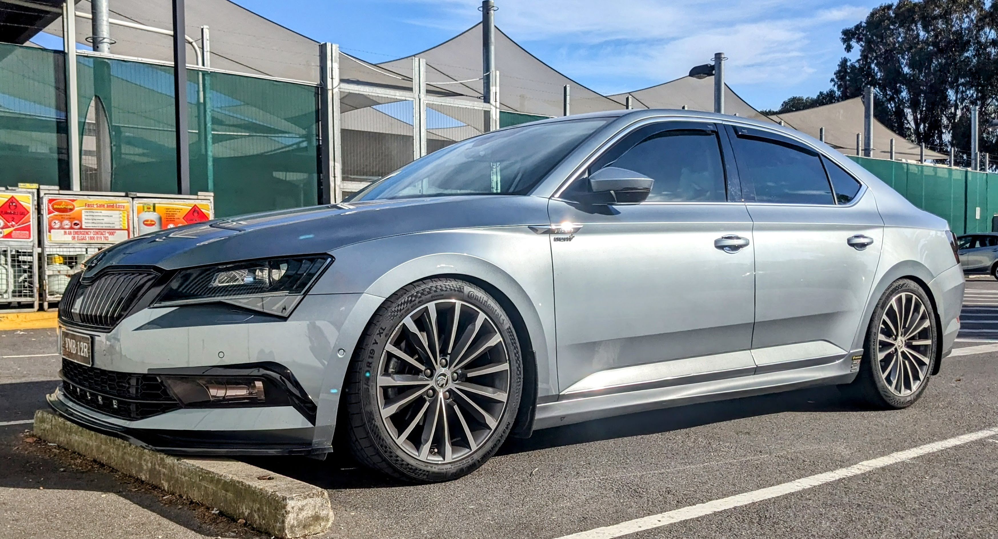 19 inch rims - Can I put a 45 tyre on a 235/40 R19 wheel size