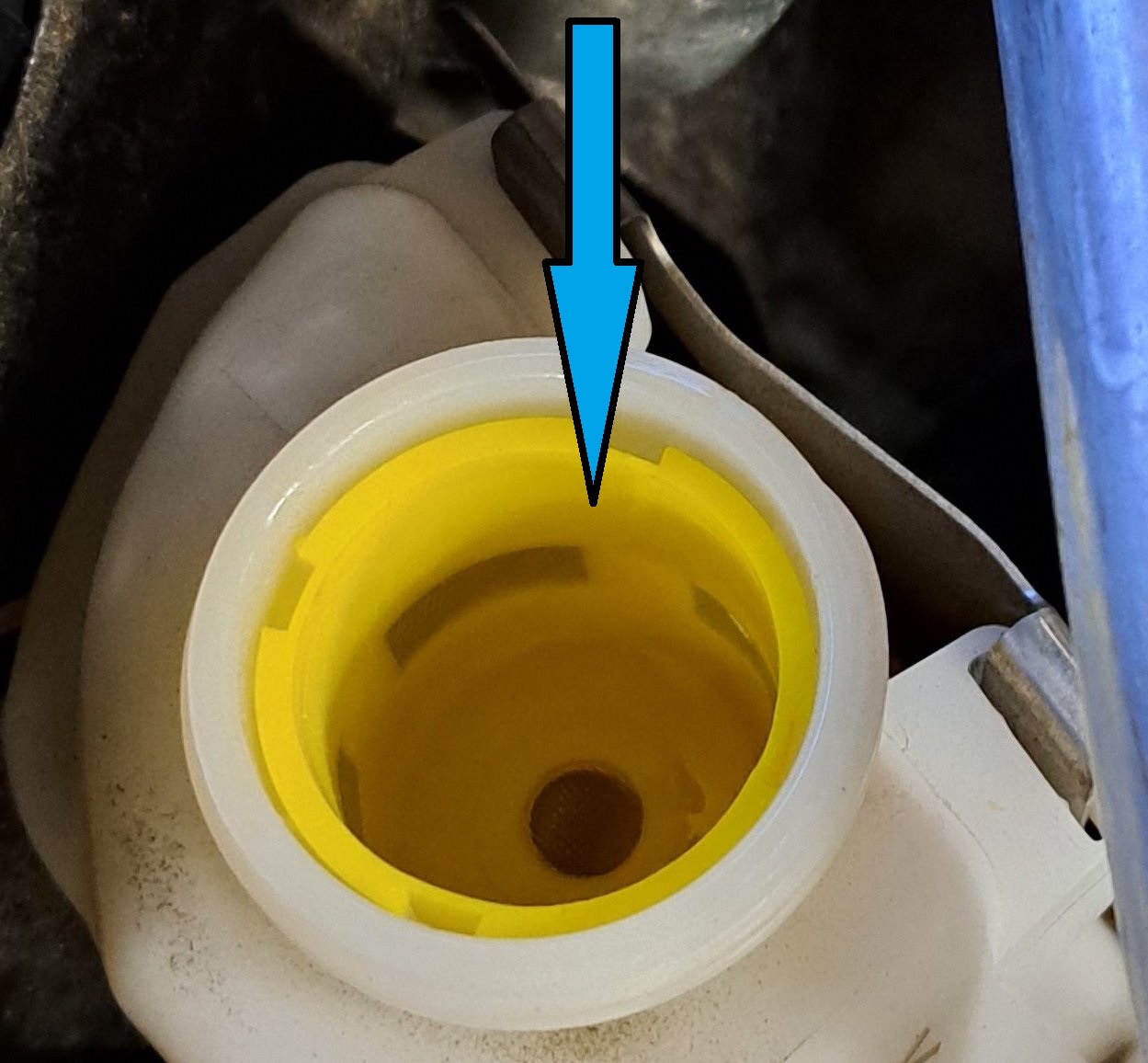 How to Access the Brake Fluid to Test It? General Maintenance BRISKODA