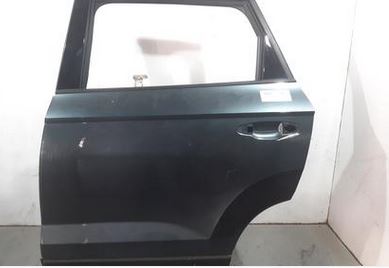karoqreardoor.JPG.6c7766c5e5ac288a946ae9ec0e2c1c6d.JPG