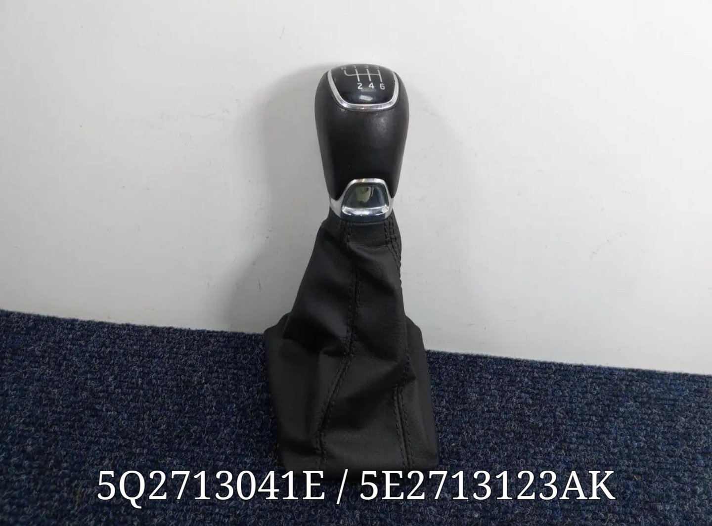 Gear shifter knob change Skoda Octavia Mk III (2013 2020) BRISKODA
