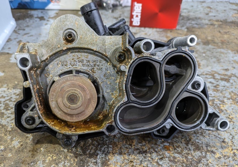 old pump 1.jpg