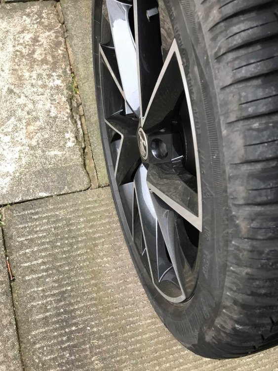 Tyres 5.jpg