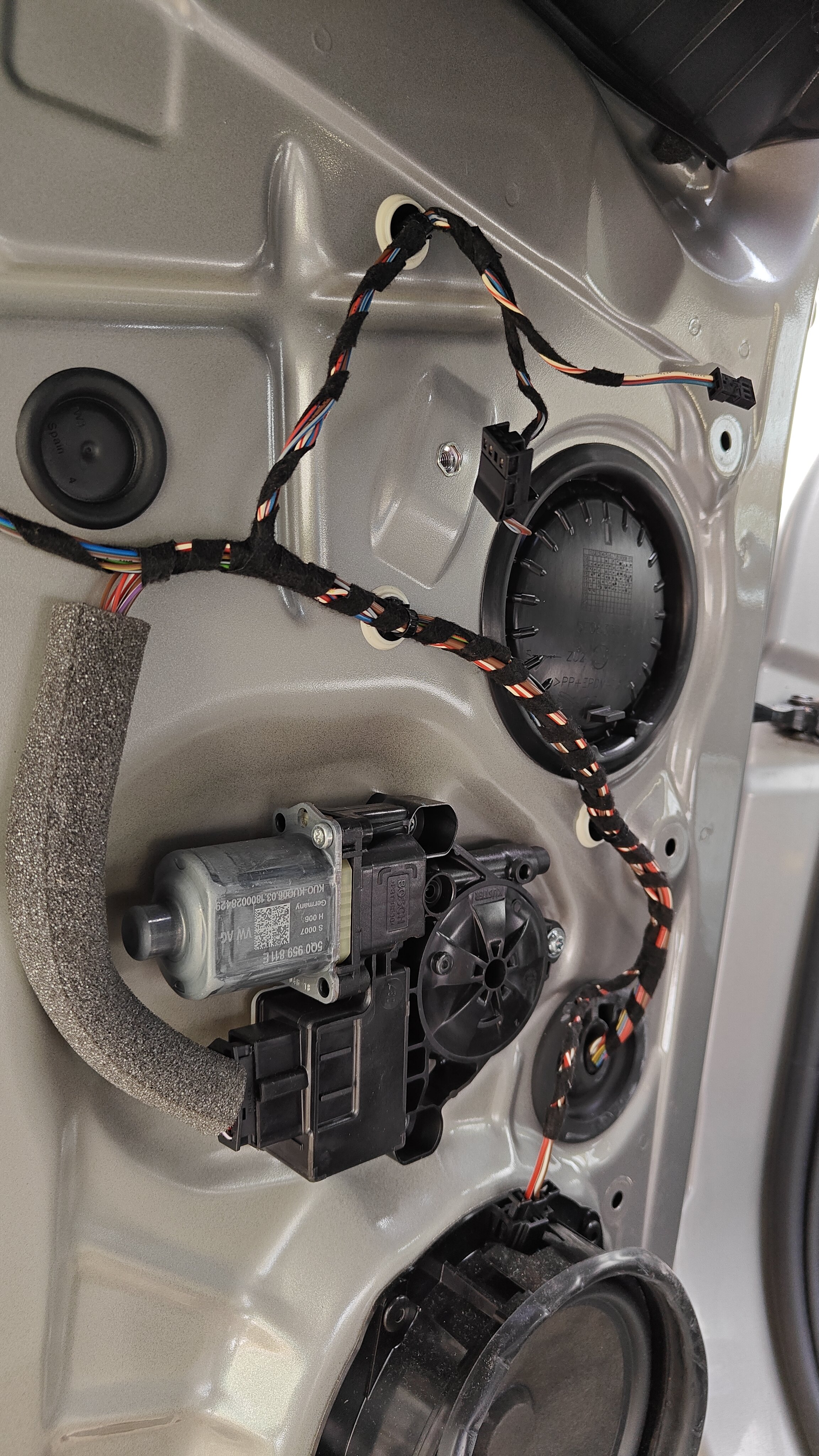 2018 Octavia subwoofer install and speaker cables Skoda Octavia Mk III (2013 2020) BRISKODA