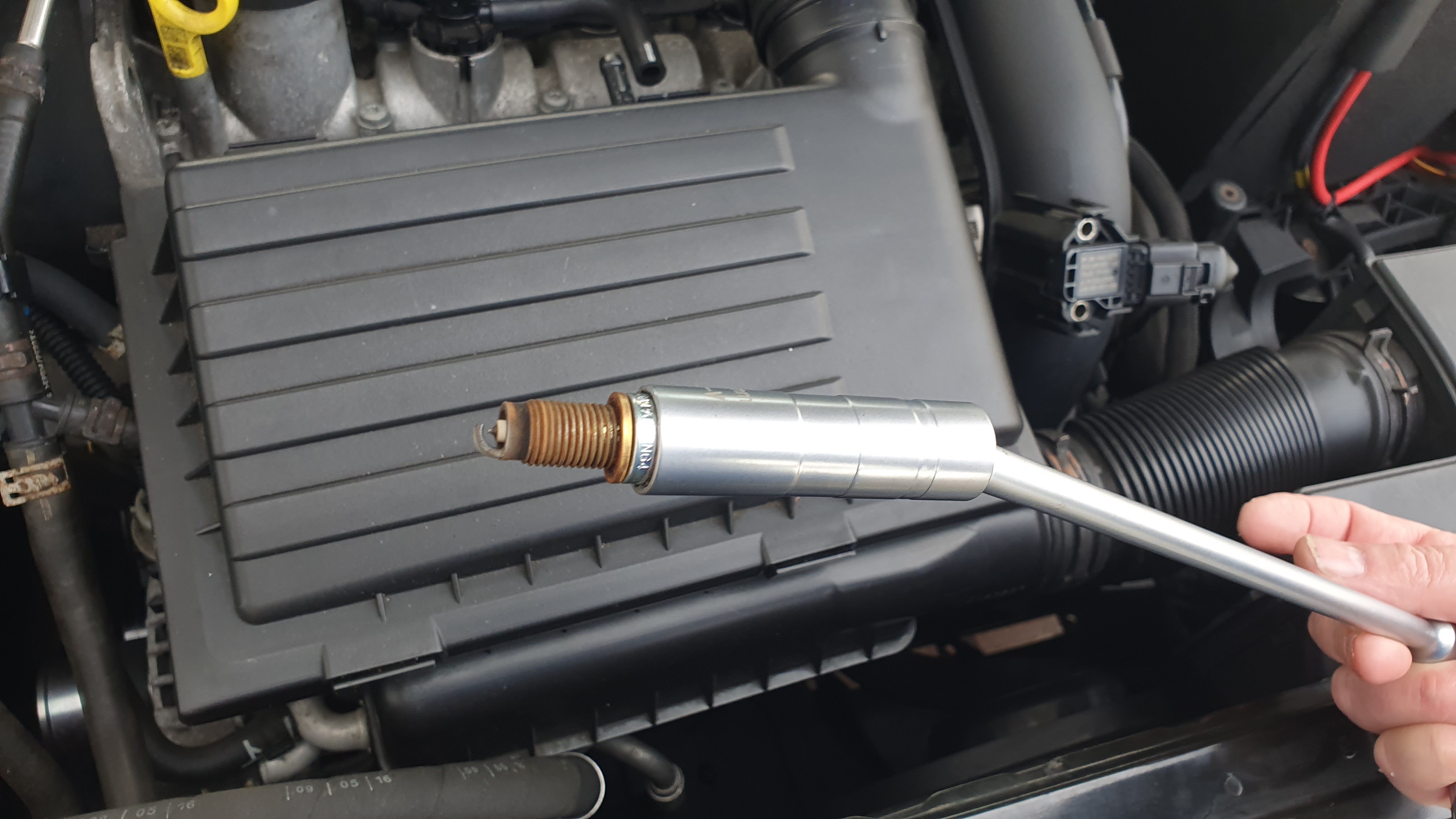 Spark plug change interval Skoda Octavia Mk IV (2020 > ) BRISKODA