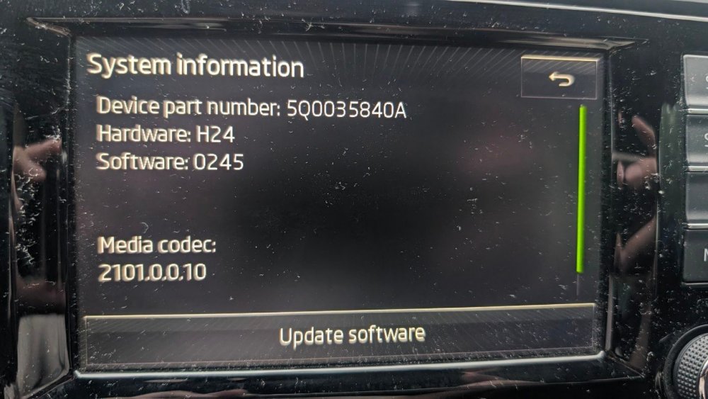 LINE_ALBUM_skoda_240607_2.jpg
