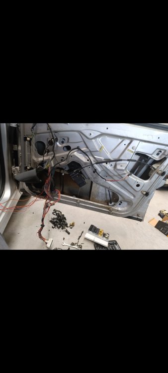 Screenshot_2024-07-26-09-01-15-134_com.miui.gallery.jpg