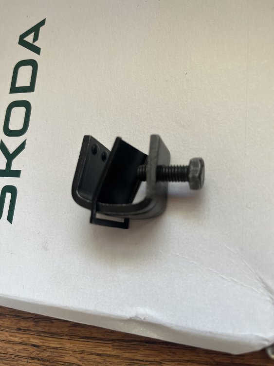 skoda fix.jpg