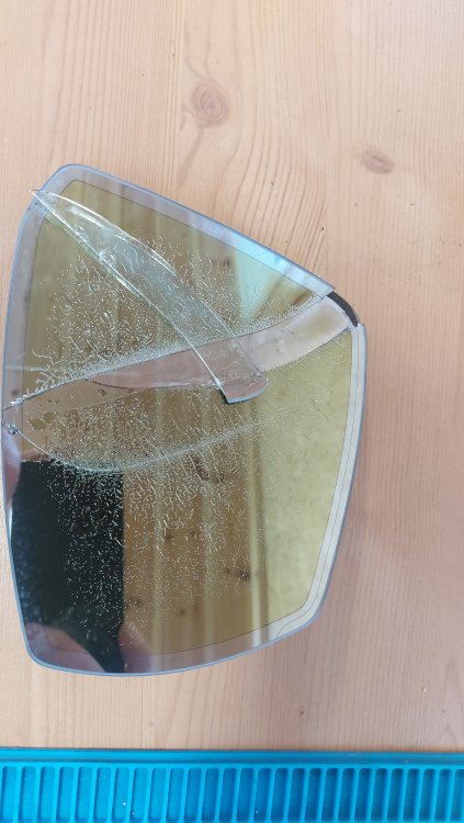 Mirror.jpg