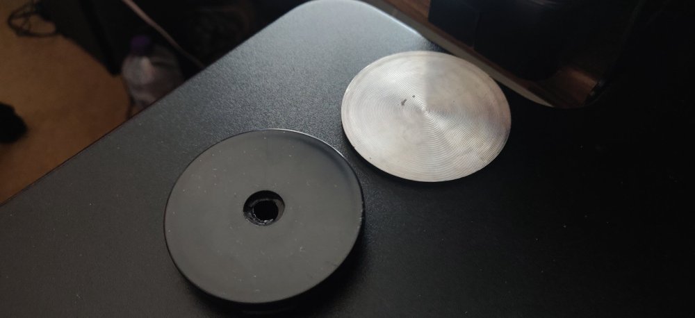 20250308 13 Wheel cap separated.jpg