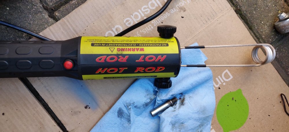 20250309 04 Induction bolt heater.jpg