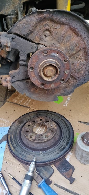 20250309 07 Removed brake disc.jpg