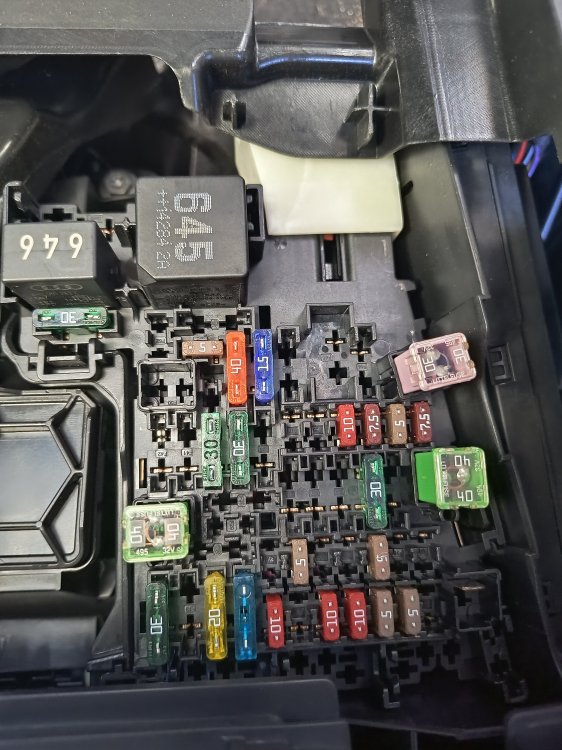 fuse layout.jpg
