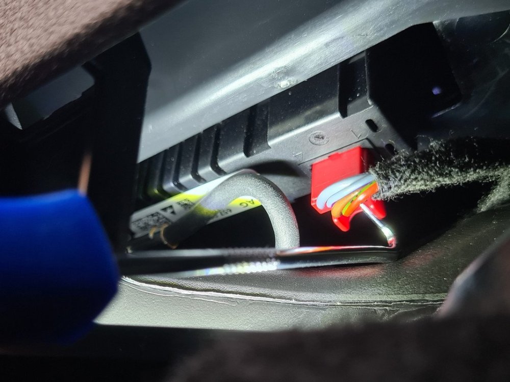 unplug-the-connector.jpg