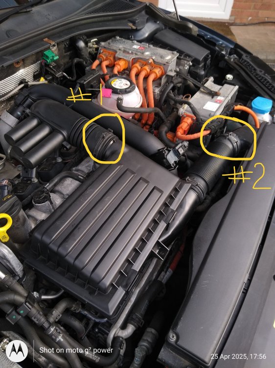 air pipe inlet outlet_retaining clips.jpg
