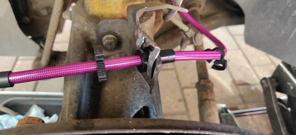 20250430 09 Additional clamps.jpg