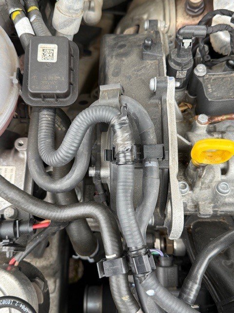 hose split1.jpg