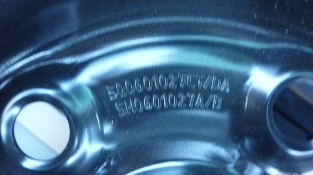 Octavia 4.5 spacesaver wheel D.jpg