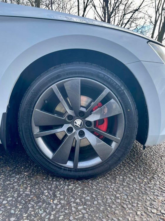 Front wheel.jpeg
