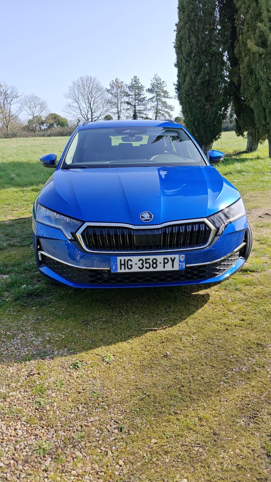 SOURCING A PAPER MANUAL IN ENGLISH