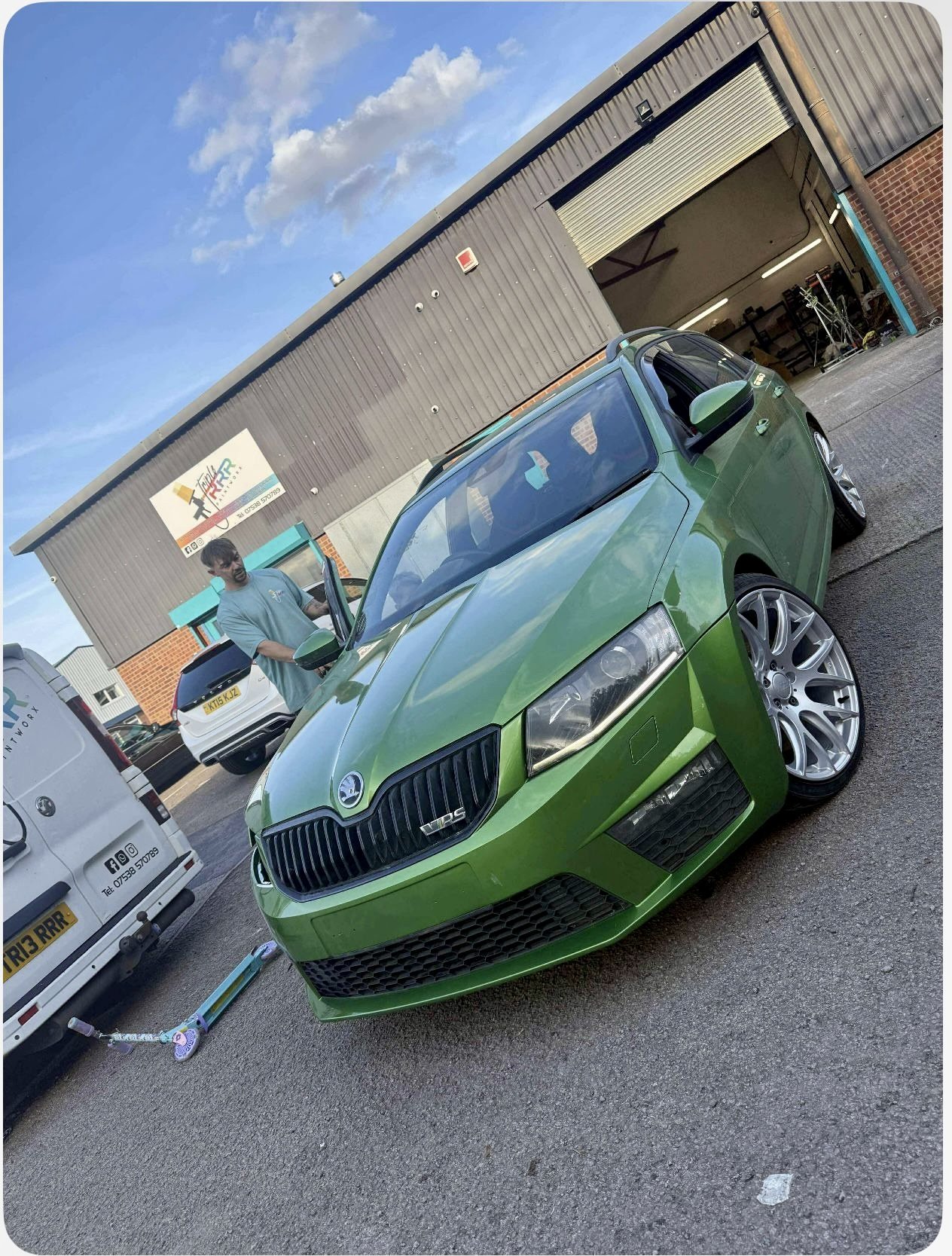 Newbie in a mk3 Octavia VRs estate in green