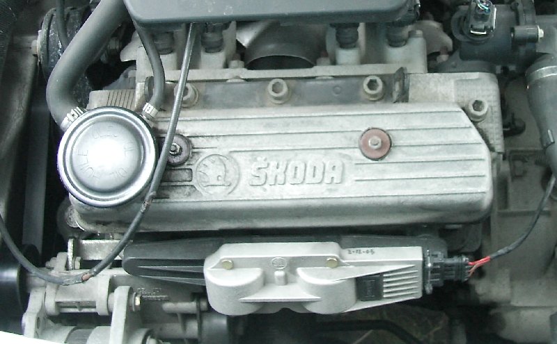 Skoda_Felicia_1.3mpi_Lump.JPG