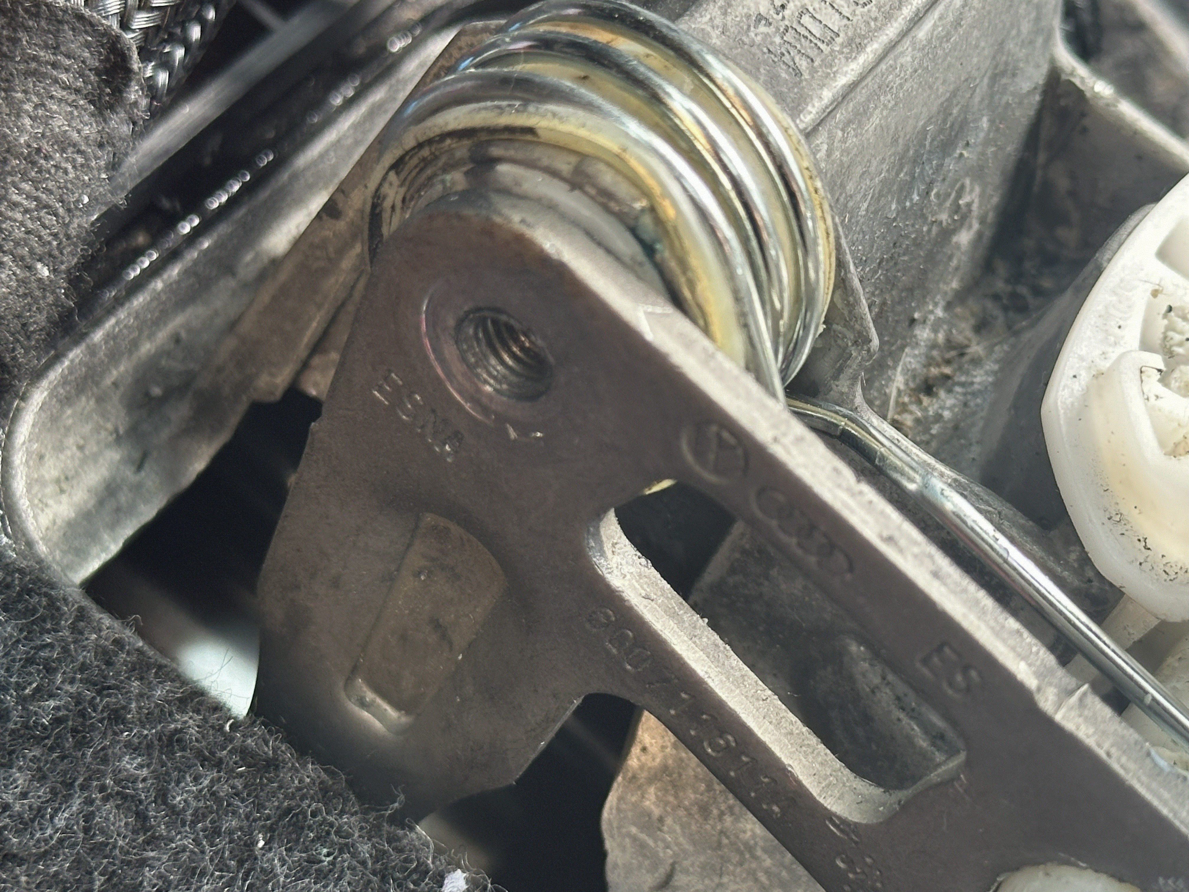 6mm Tapped Thread.gif