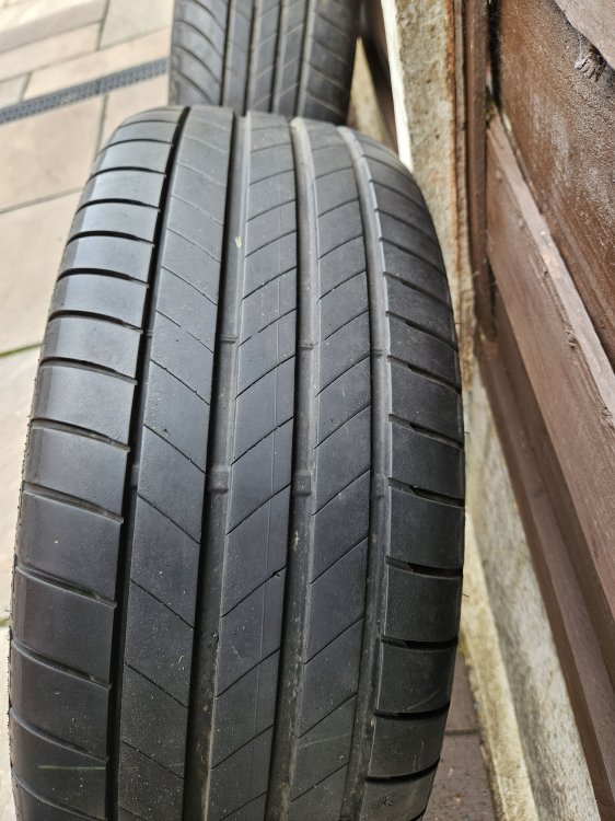 Tyre1.jpg