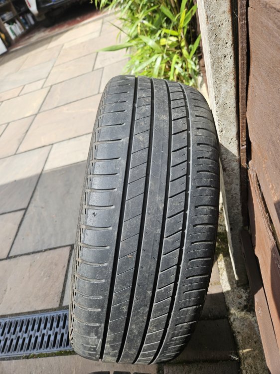 Tyre4.jpg