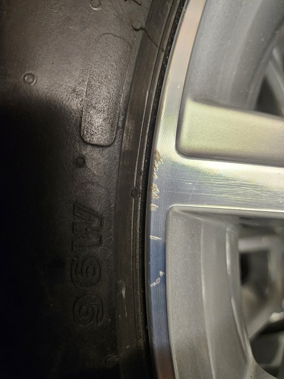 Tyre4 Rim.jpg