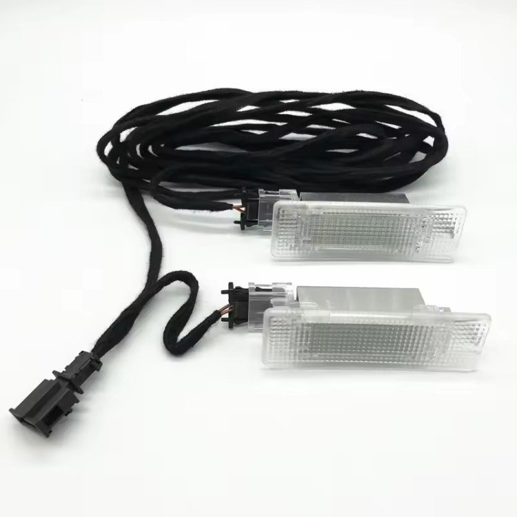 Octavia rear cargo light harness.jpg