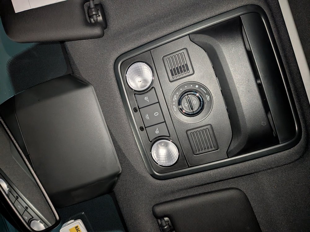 overheadpanel1.jpg