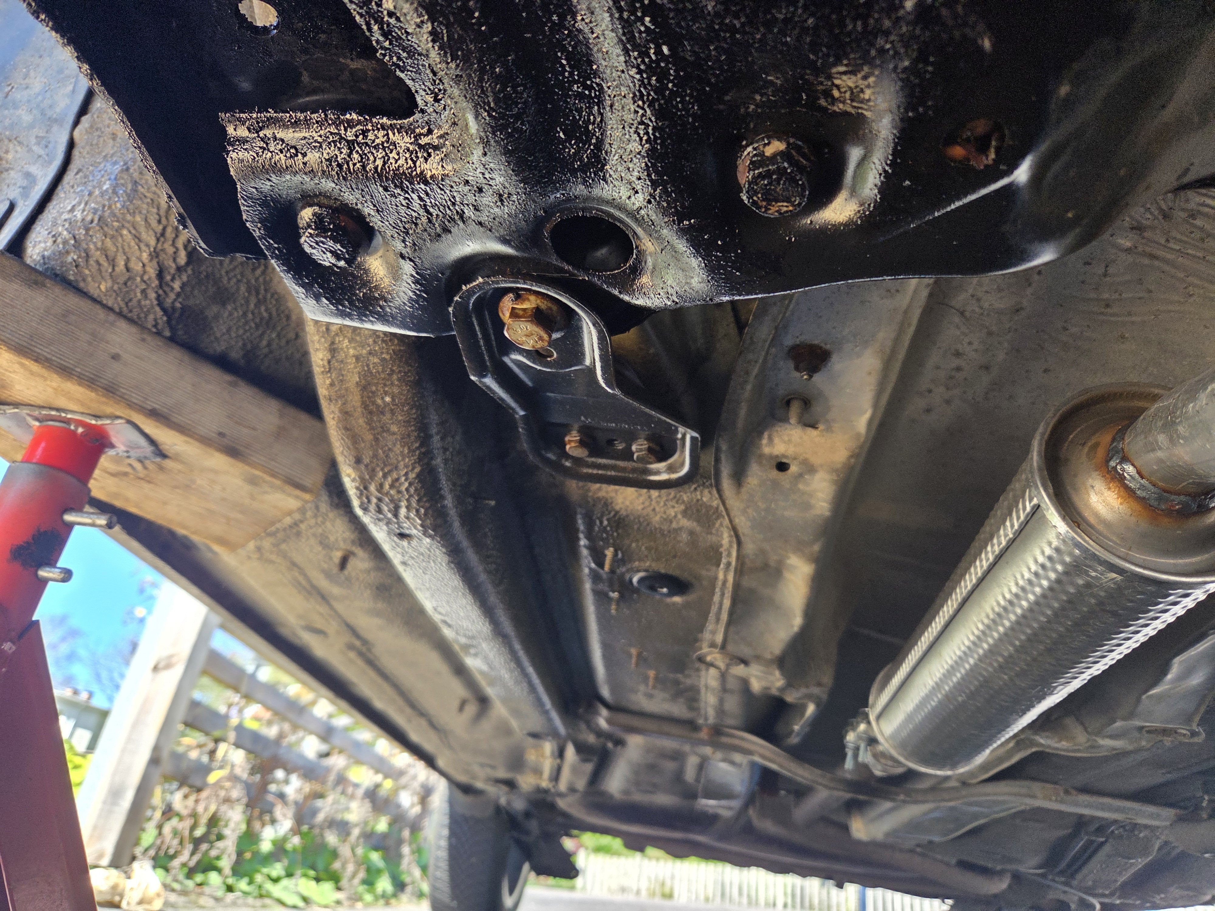 1.2 BZG engine oil leak