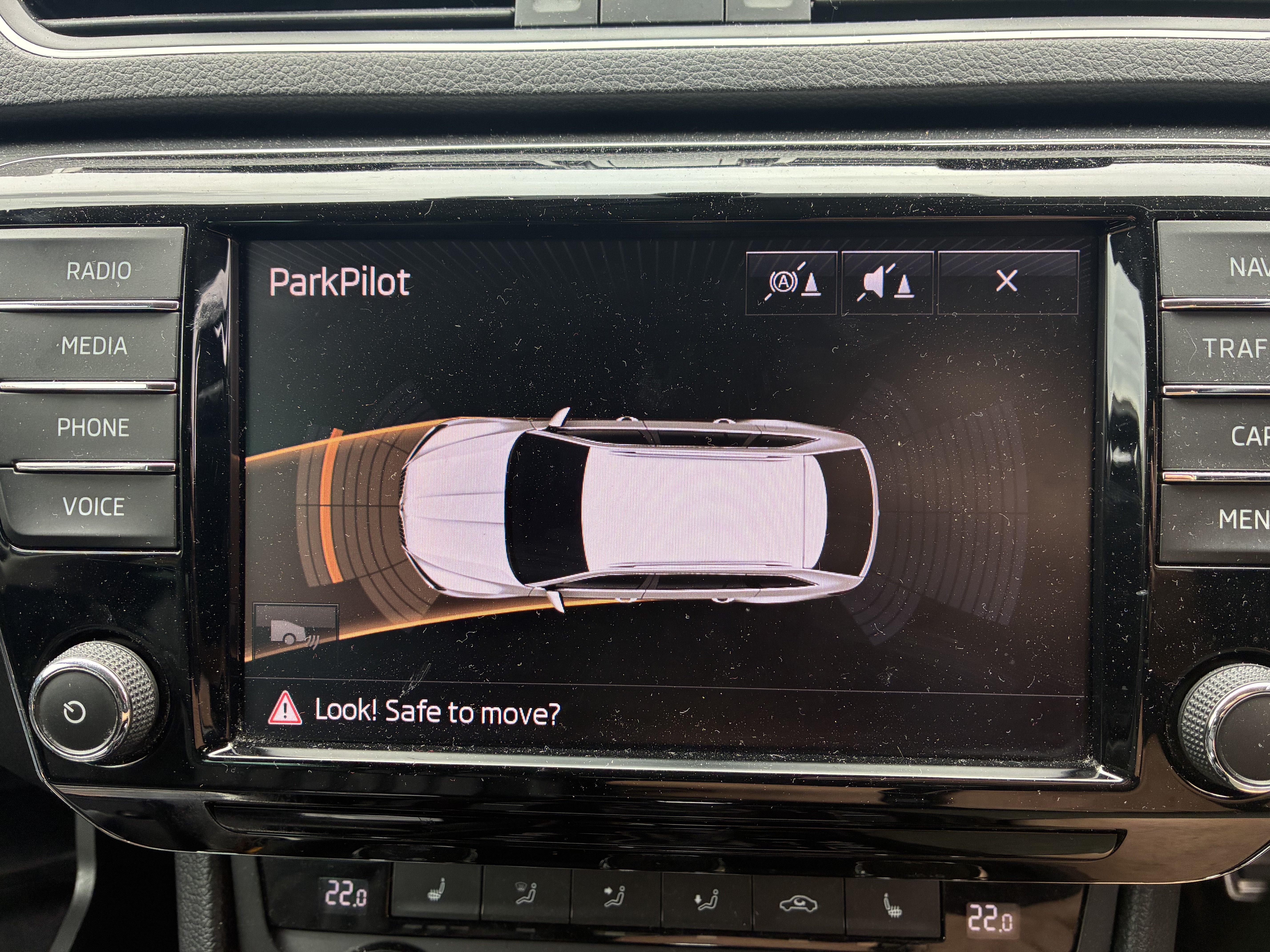 Front park assist retrofit help required!