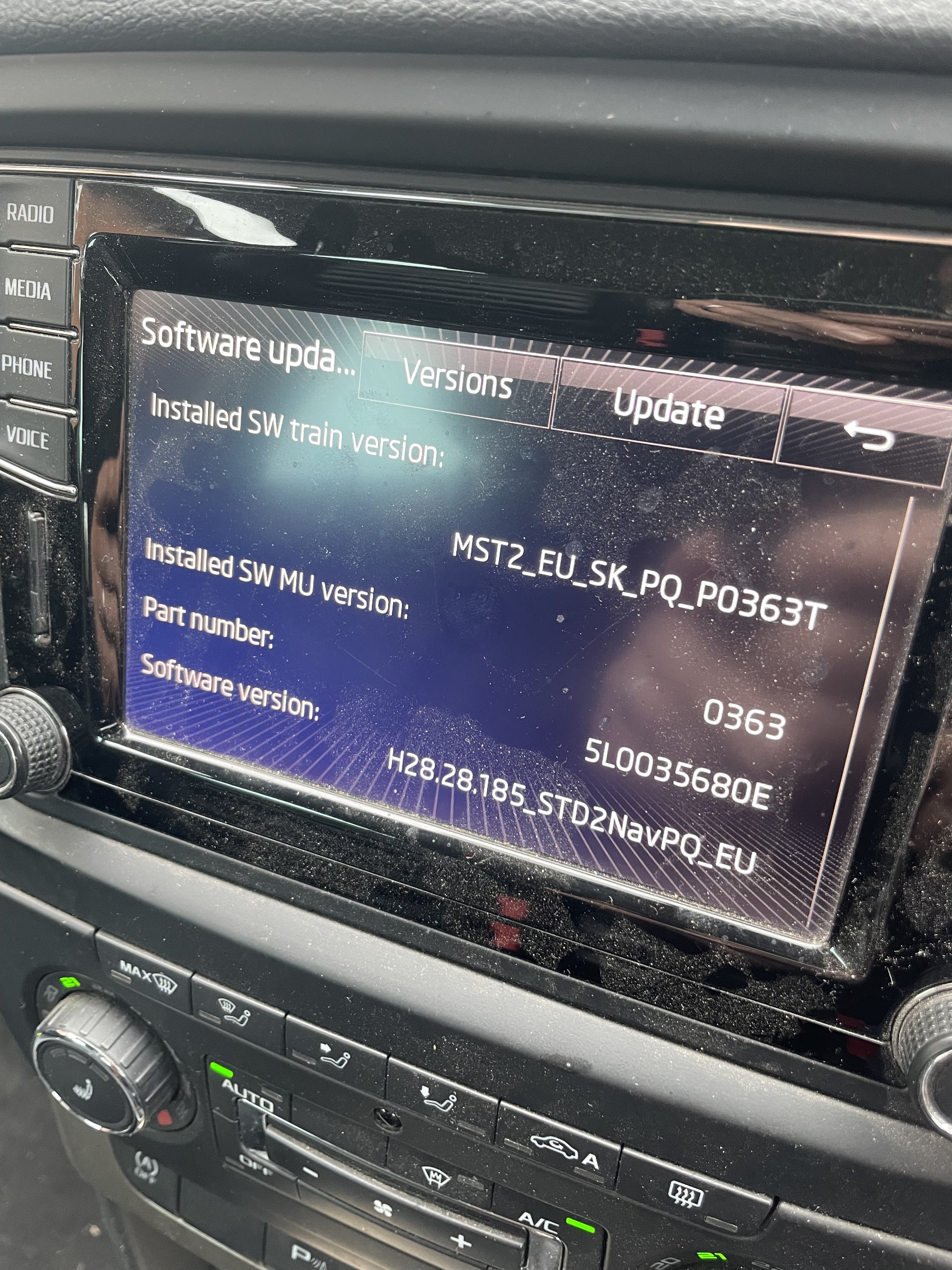 Firmware update MST2_EU_SK_PQ_P0369T